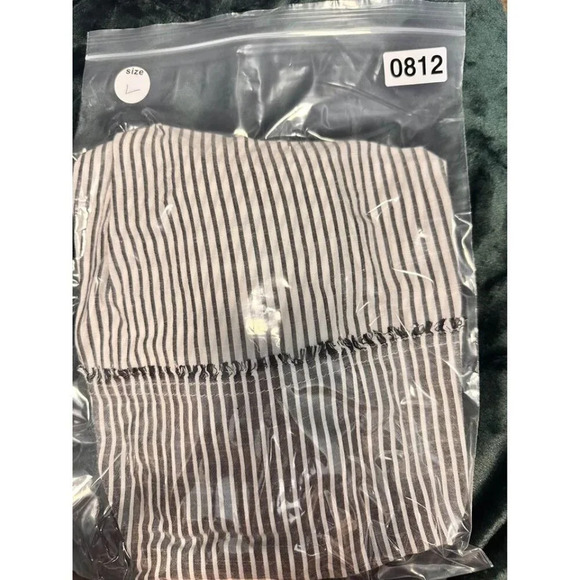 Entro Woman’s button up stripe long sleeve with fringe and front pocket size lar - Picture 9 of 9